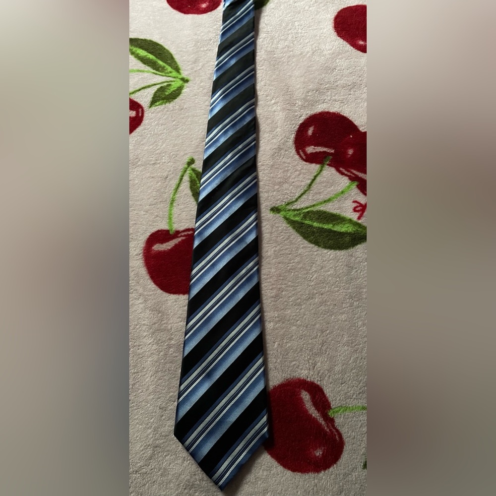 Men’s dockers blue tie